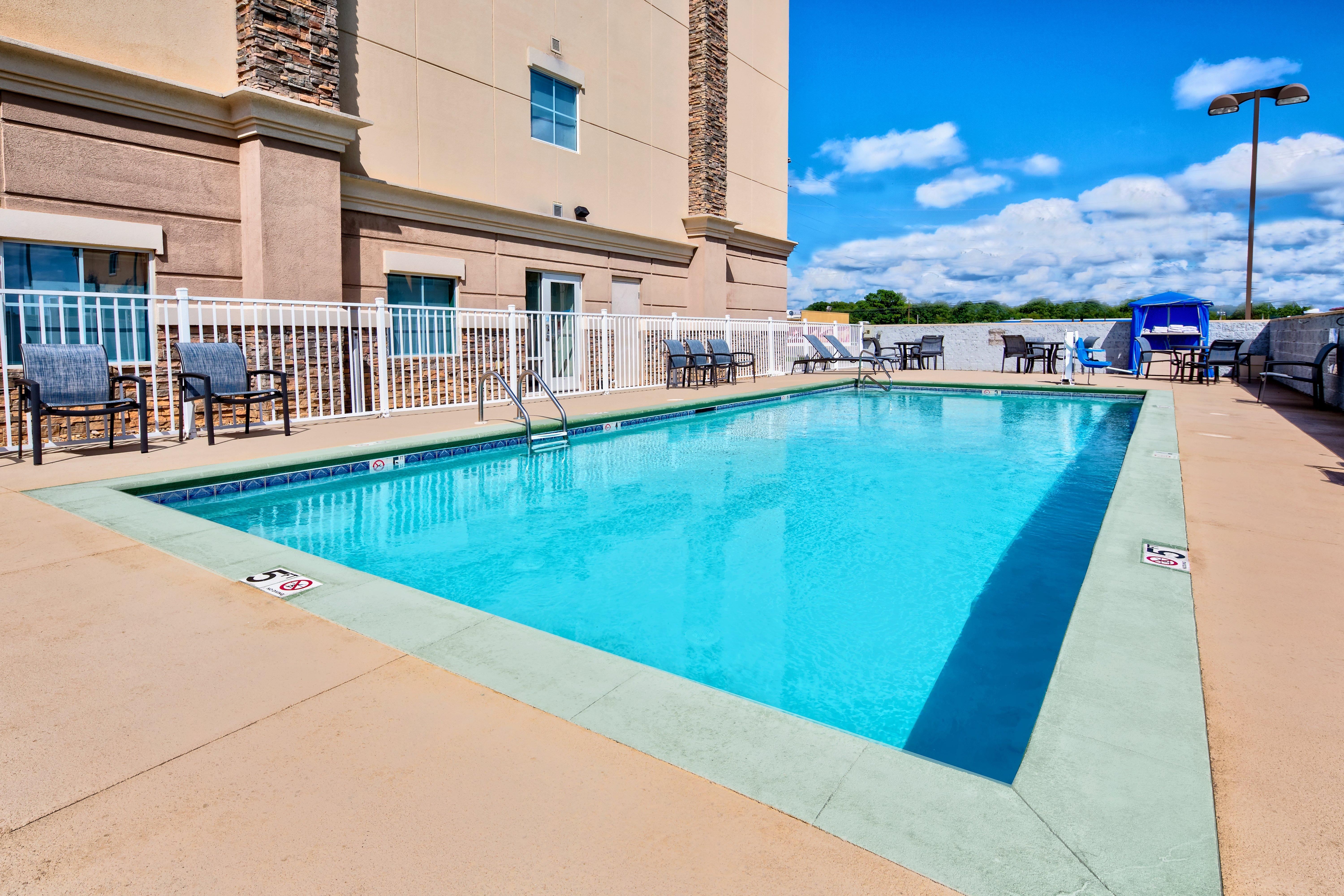 Holiday Inn Express & Suites Cookeville By Ihg Exterior foto