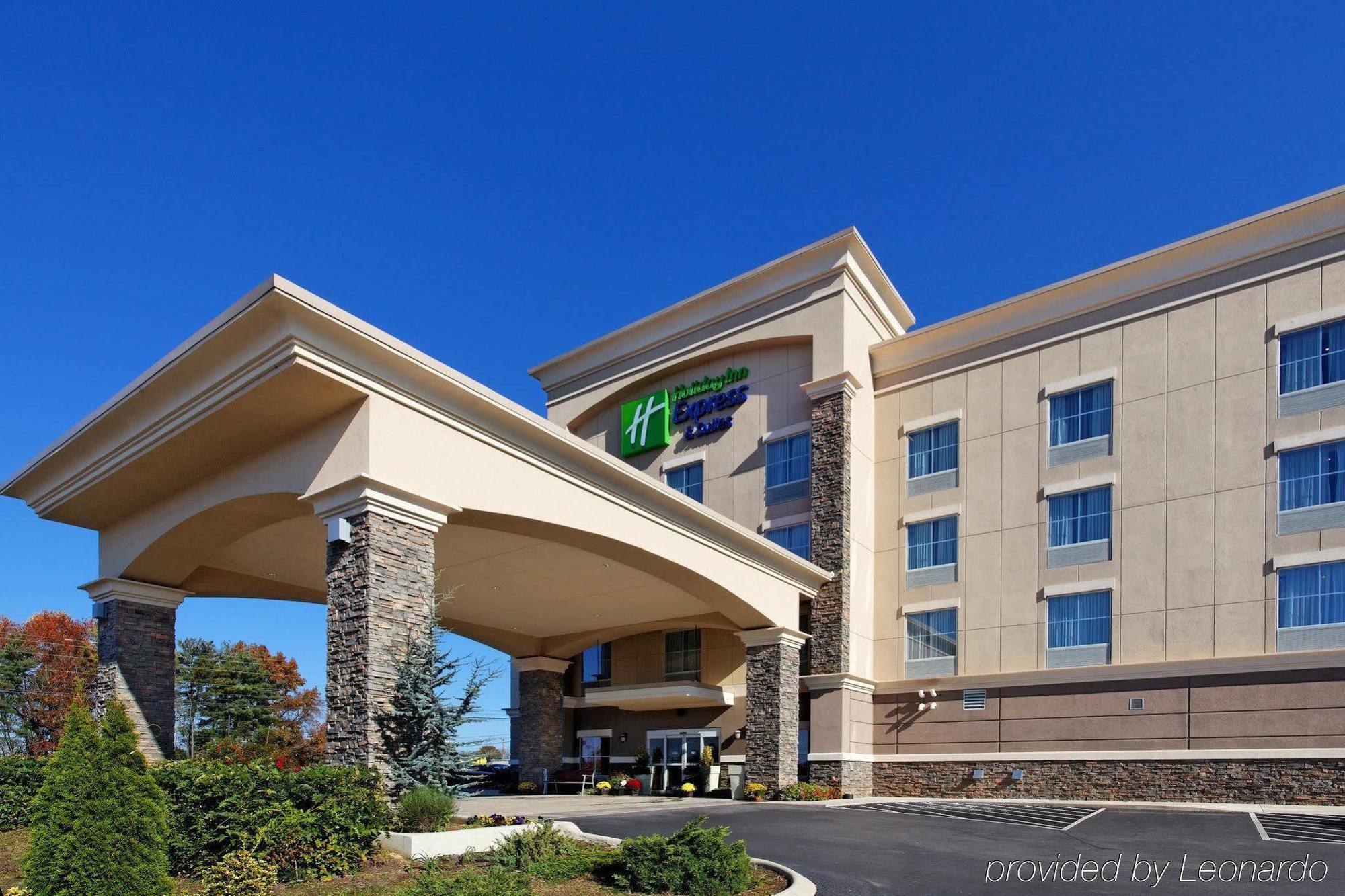 Holiday Inn Express & Suites Cookeville By Ihg Exterior foto