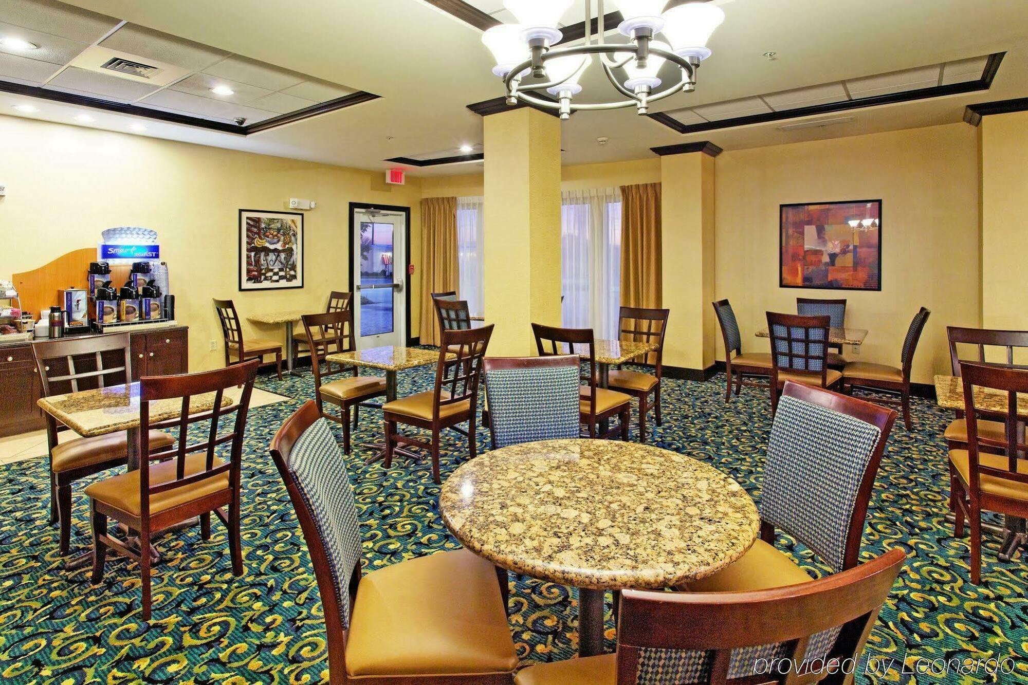 Holiday Inn Express & Suites Cookeville By Ihg Restaurante foto